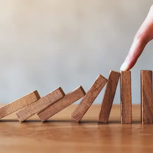 Compliance and risk mitigation strategies for businesses navigating regulatory challenges